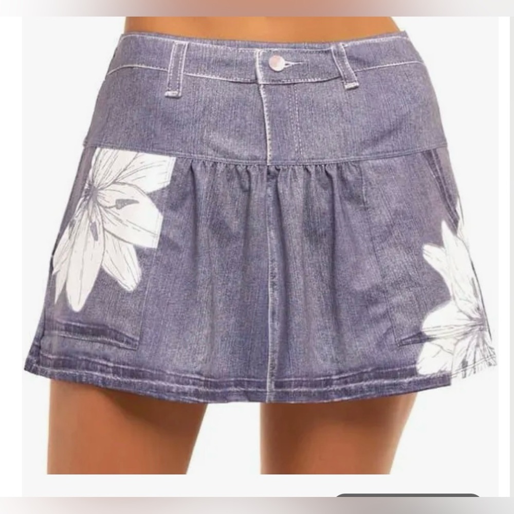 Lucky in Love Denim Skirt - Picture 6 of 7